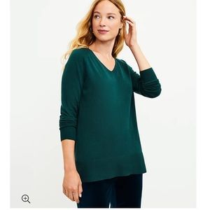 N.W.O.T Loft emerald green sweater size small